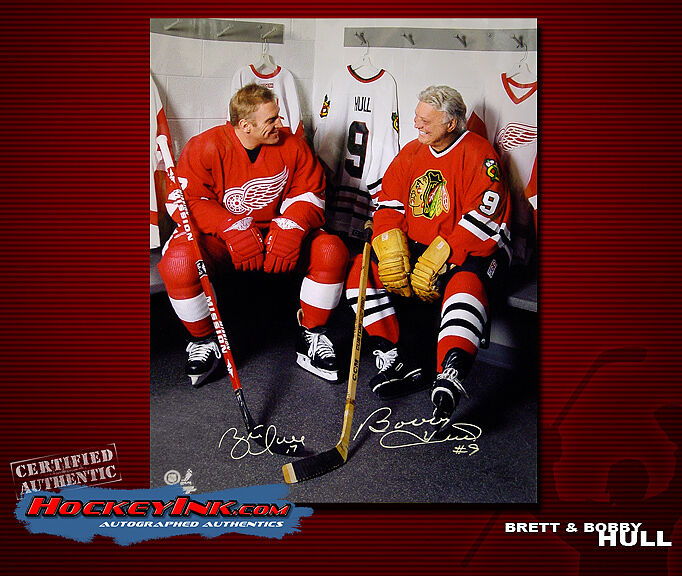 Bobby & Brett Hull SIGNED 16 x 20 Photo -77090 Chicago & Detroit