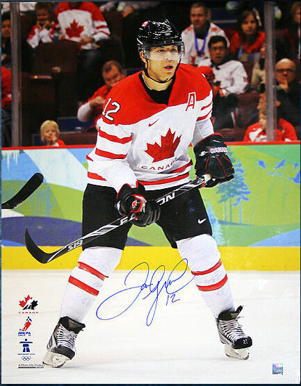 JAROME IGINLA SIGNED Team Canada 16X20 Photo
