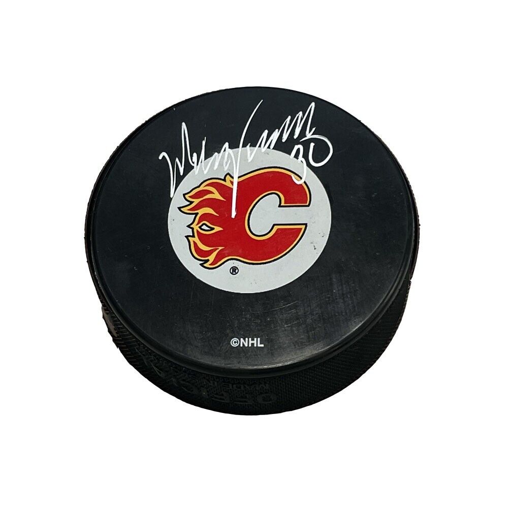MIKE VERNON Signed Calgary Flames Puck