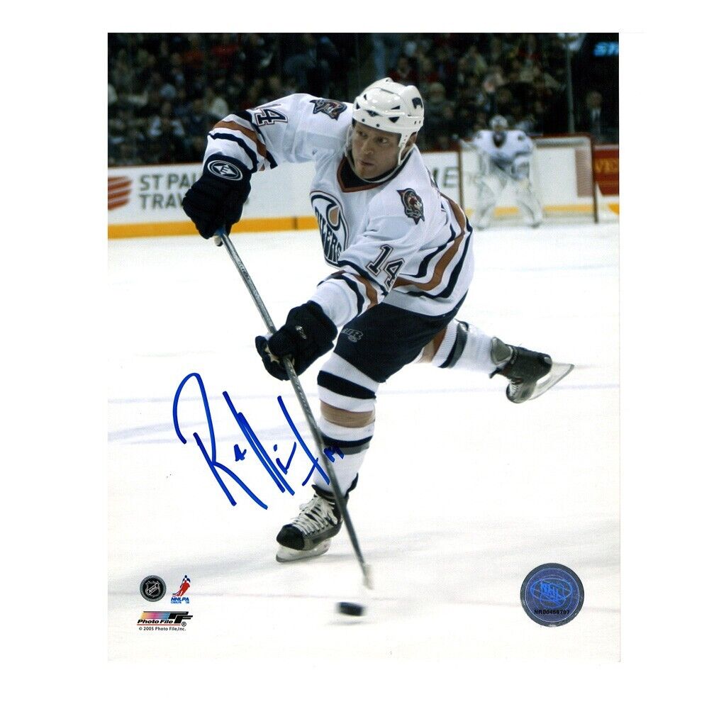 RAFFI TORRES Signed Edmonton Oilers 8 x 10 Photo - 70535