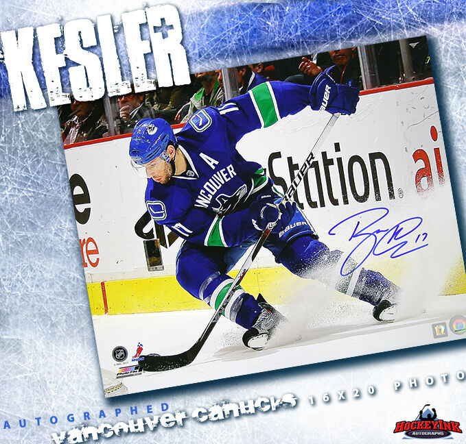 RYAN KESLER SIGNED Vancouver Canucks 16X20 Photo (Snowplow)