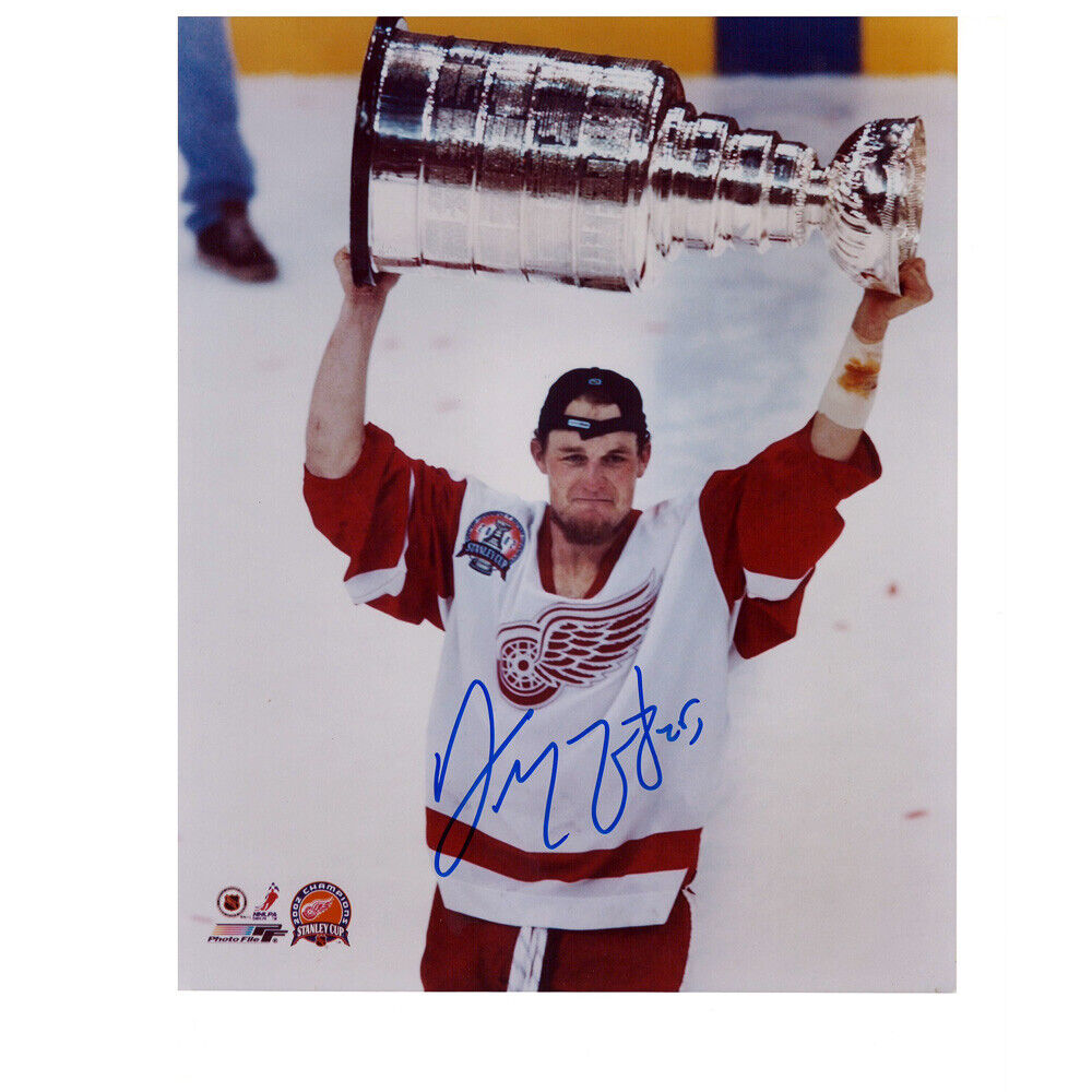 DARREN MCCARTY signed Detroit Red Wings 8x10 Photo - 70013