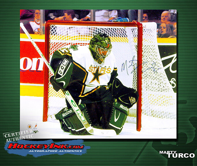 MARTY TURCO SIGNED Stars 16X20 Photo -77036