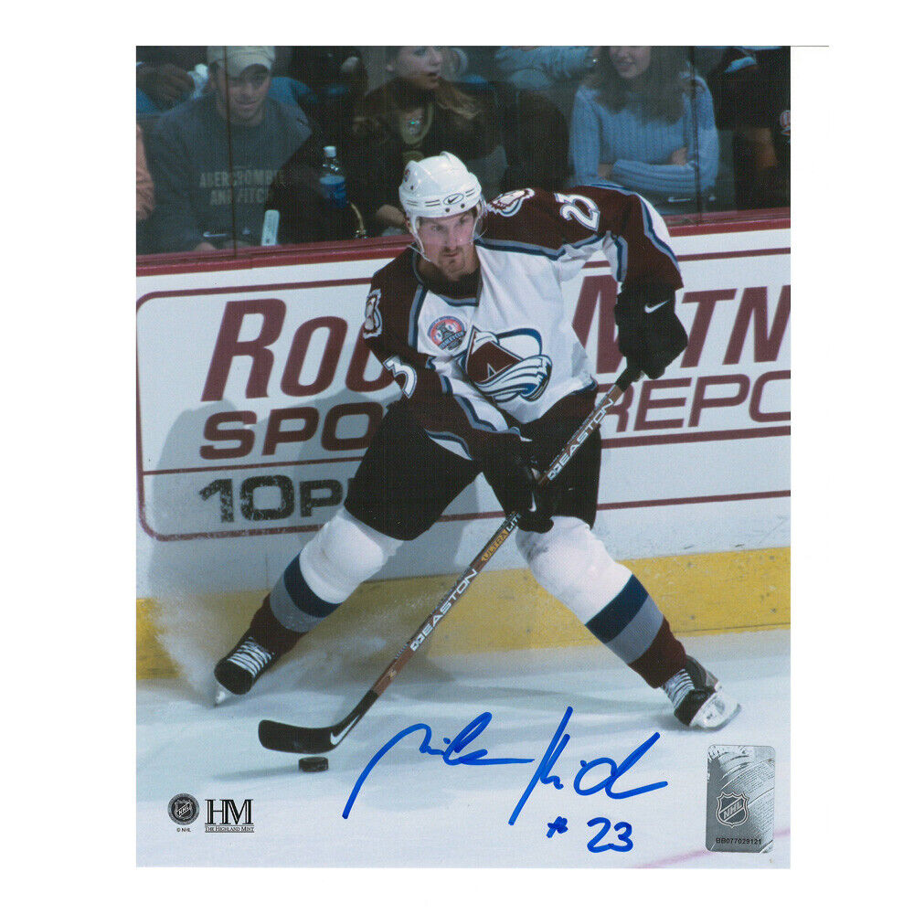 MILAN HEJDUK signed Colorado Avalanche 8x10 Photo – 70359