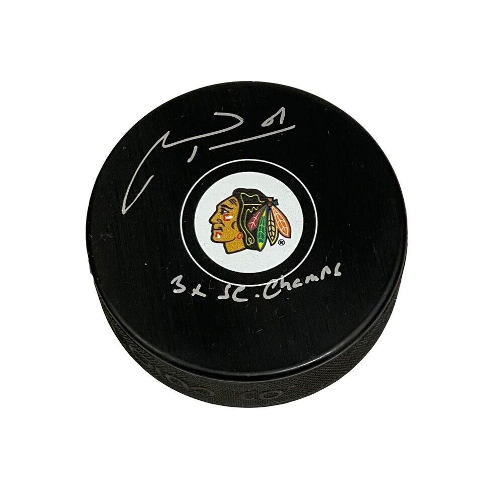 MARIAN HOSSA Signed Chicago Blackhawks Puck - "3x SC Champs" Inscription
