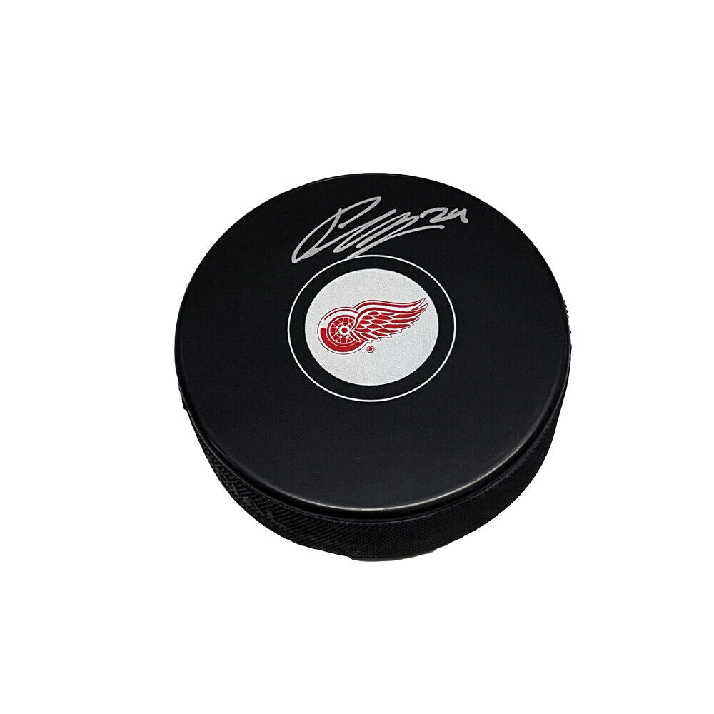 PIUS SUTER Signed Detroit Red Wings Puck