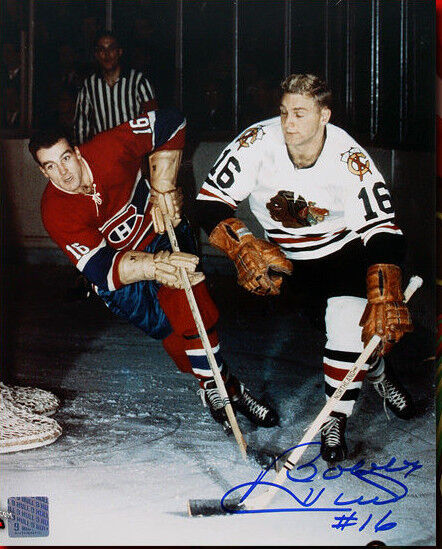 BOBBY HULL Signed Chicago Blackhawks 8 X 10 -70050