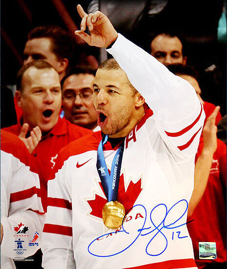JAROME IGINLA SIGNED 2010 Olympic GOLD 8X10 Photo - 70437