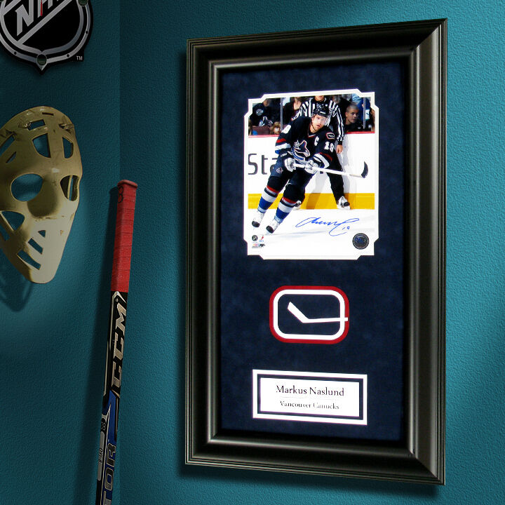 MARKUS NASLUND Vancouver SIGNED 8x10 Framed Photo