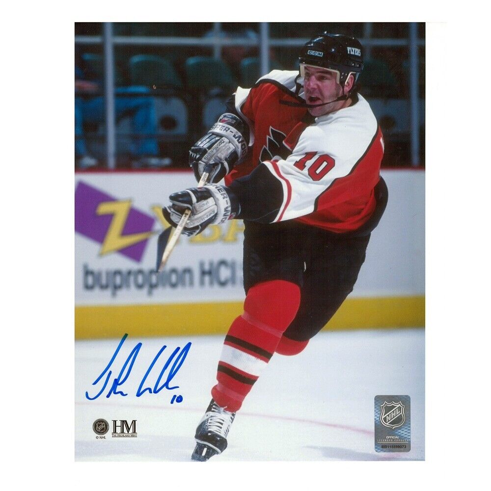 JOHN LECLAIR Signed Philadelphia Flyers 8 x 10 Photo - 70243