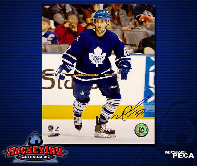 Michael Peca SIGNED Maple Leafs 8X10 Photo -70382