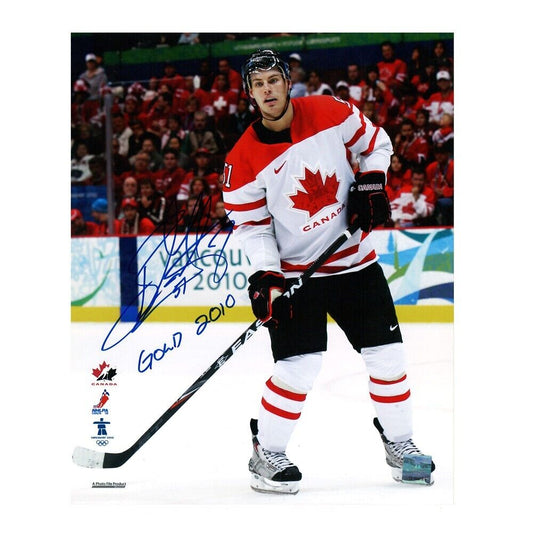 RYAN GETZLAF Signed Team Canada 8 x 10 Photo "Gold 2010" - 70583