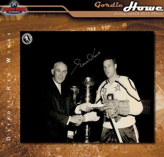 Gordie Howe SIGNED Detroit Red Wings 8 x 10 Photo -70091