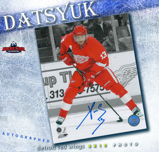 PAVEL DATSYUK Signed Detroit Red Wings 8x10 Photo - 70240