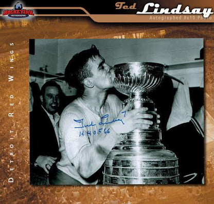 TED LINDSAY Signed Detroit Red Wings 8 x 10 Photo w/ HoF Inscription - 70483