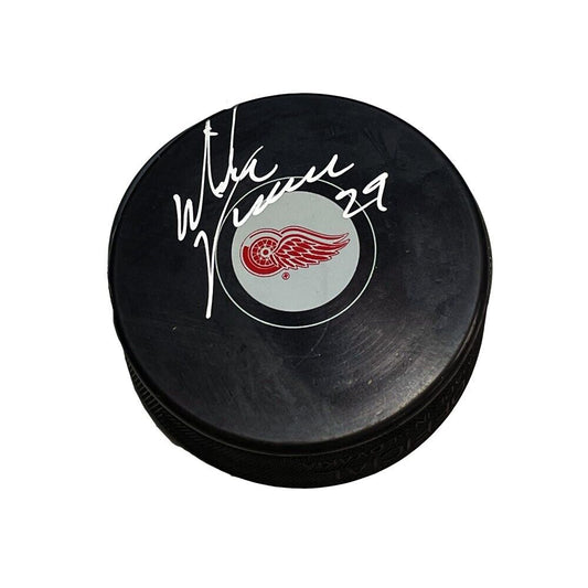 MIKE VERNON Signed Detroit Red Wings Puck