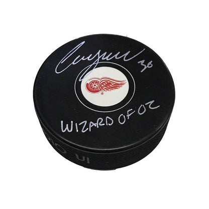 CHRIS OSGOOD Signed Detroit Red Wings Puck - "WIZARD OF OZ" Inscription
