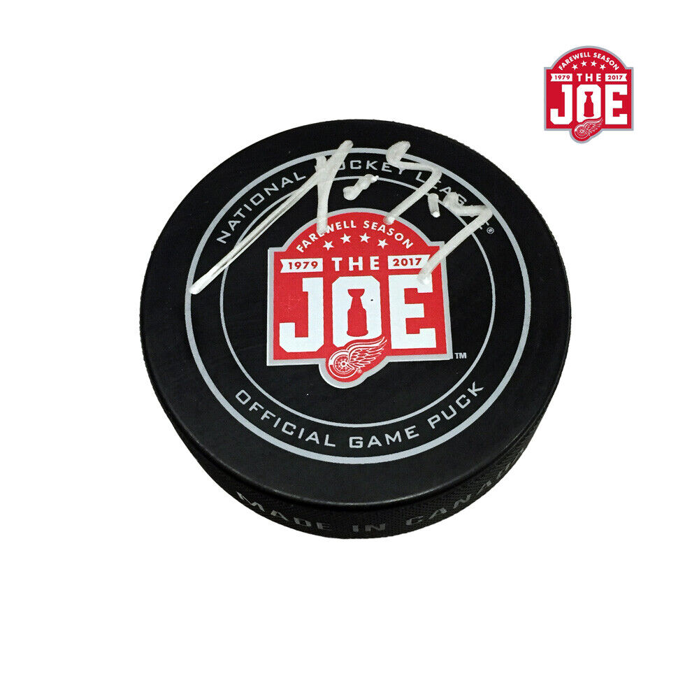 PAVEL DATSYUK Signed "Farewell Season at the Joe" Official Game Puck