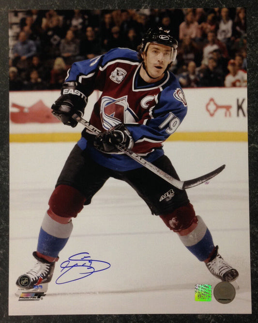 JOE SAKIC Colorado Avalanche Signed 11x14 Photo
