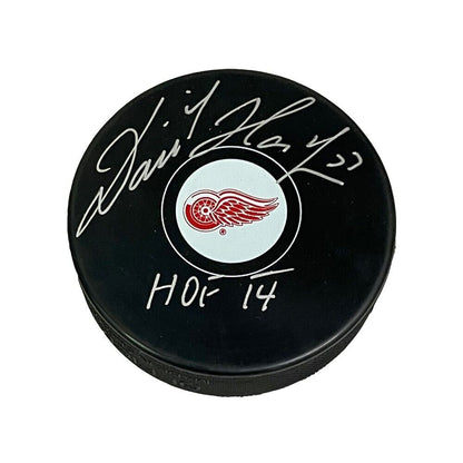 DOMINIK HASEK Signed Detroit Red Wings Puck - HOF 14