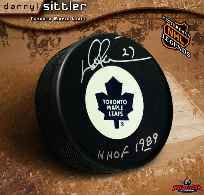 DARRYL SITTLER Toronto Maple Leafs Signed Logo Puck w/ Hall of Fame Inscription