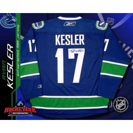 NHL Men's Vancouver Canucks #17 Ryan Kesler Reebok Edge Premier Player  Jersey (Blue, X-Large) : : Sports, Fitness & Outdoors