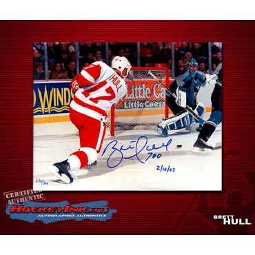 Brett Hull Goal 700 Limited Edition Detroit Red Wings 8 x 10 Autographed Photo