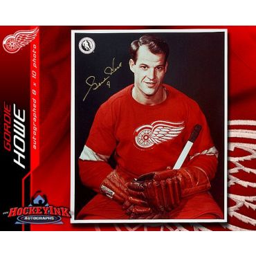 Gordie Howe  Autographed Detroit Red Wings 8 x 10 Photo