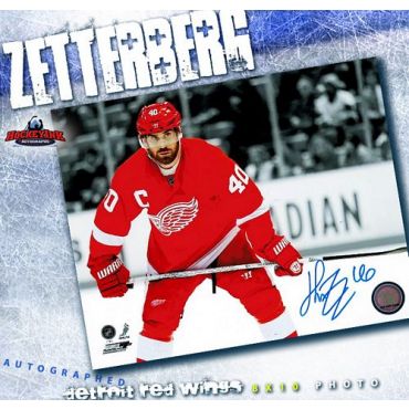 Henrik Zetterberg Detroit Red Wings 8 x 10 Autographed Photo