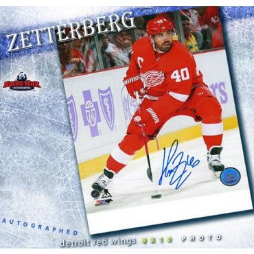 Henrik Zetterberg Detroit Red Wings Autographed 8 x 10 Photo