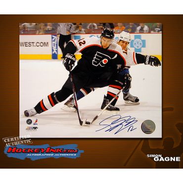 Simon Gagne Philadelphia Flyers 8 x 10 Autographed Photo