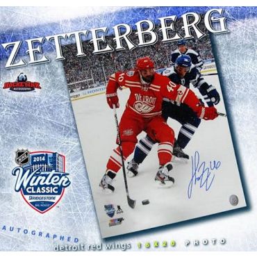 Henrik Zetterberg 2014 Winter Classic 16 x 20 Autographed Photo